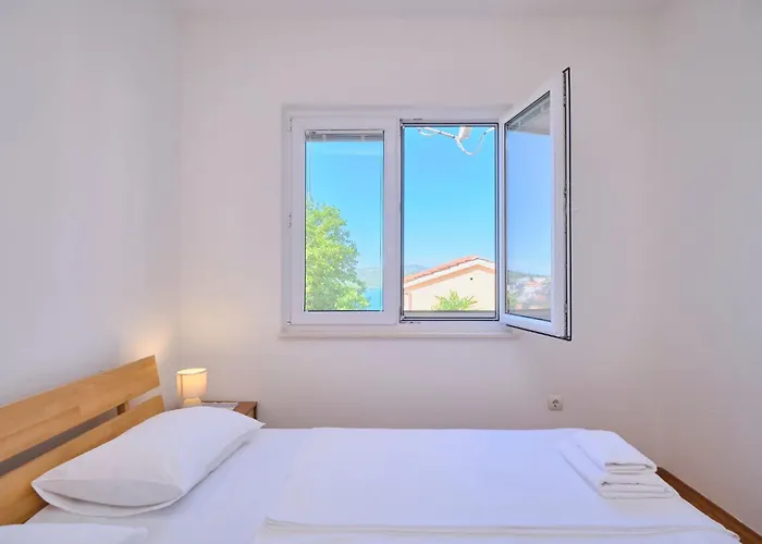 Apartment Meri 1 By Interhome Trogir